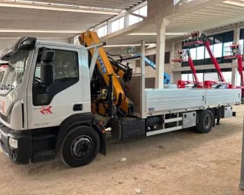 Iveco Eurocargo 160E25 con Gru Effer 175 4S