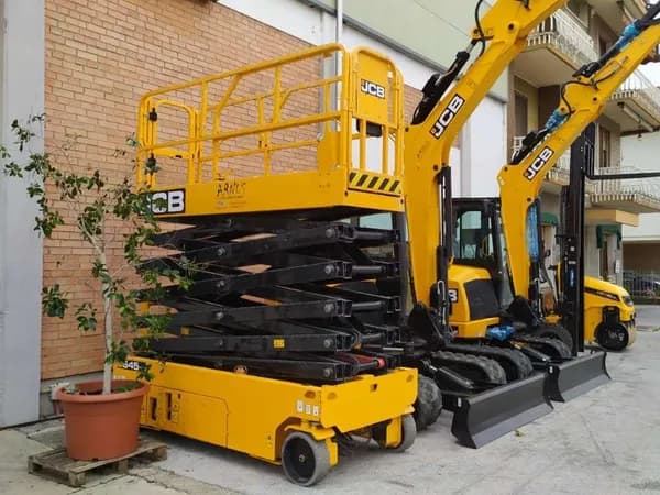 JCB S4550E