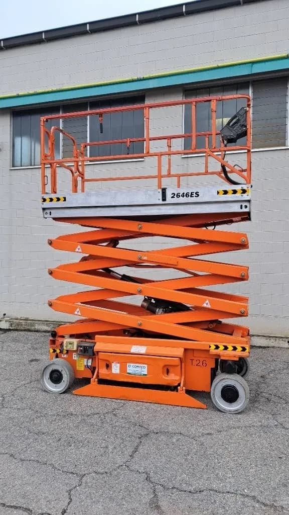 JLG 2646 ES